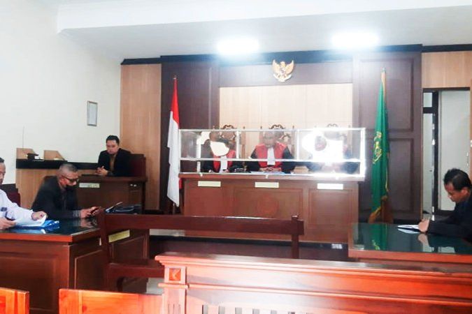 Hakim PHI Gresik Terapkan Judicial <em>Activism</em> dalam Putusan Perkara PHK di PT SCM