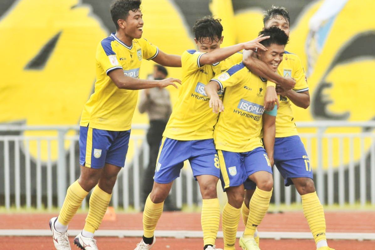 Gresik United Taklukkan PSIM 2-0