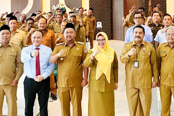 Kejari Gresik Teken MoU dengan Desa se-Kabupaten Gresik Tentang Pengelolaan Dana Desa dan Perkara Datun
