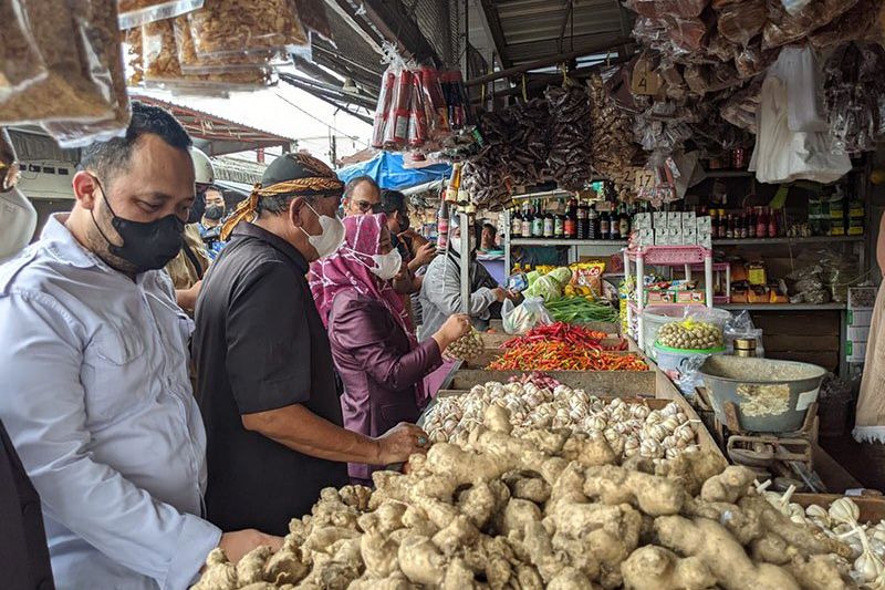 Harga Terpantau Naik di Saat Jelang Nataru, Pemkot Mojokerto Sidak Kebutuhan Pokok