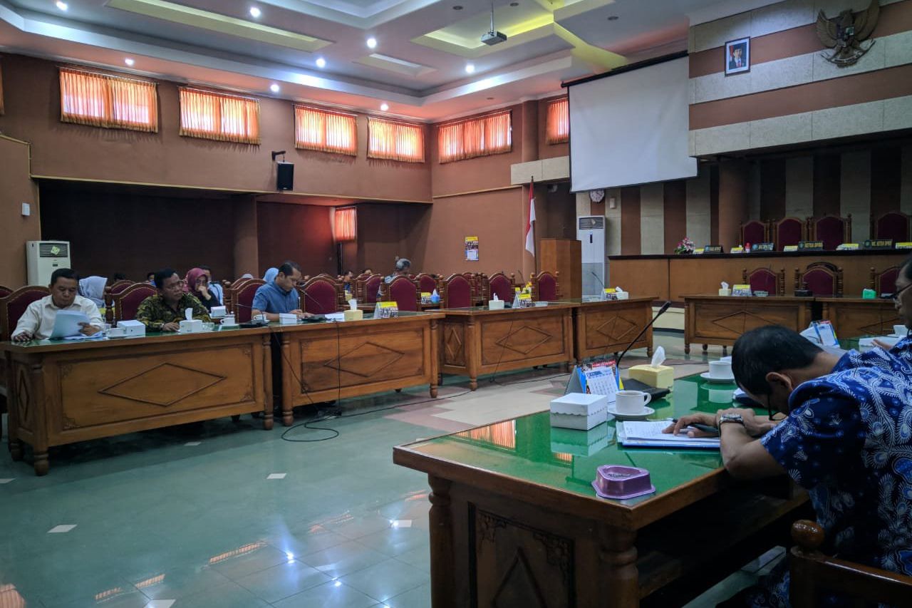 DPRD Ponorogo Duga Surat Domisili PPDB Dipalsukan
