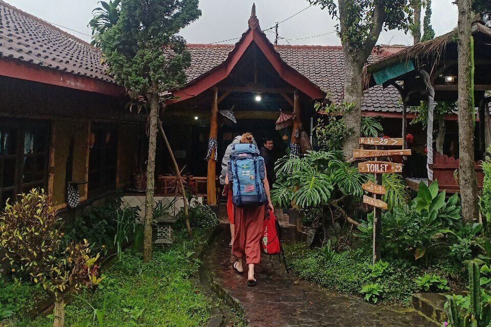 Omset Turun, Pengusaha Restoran di Bromo Salahkan Jasa Travel