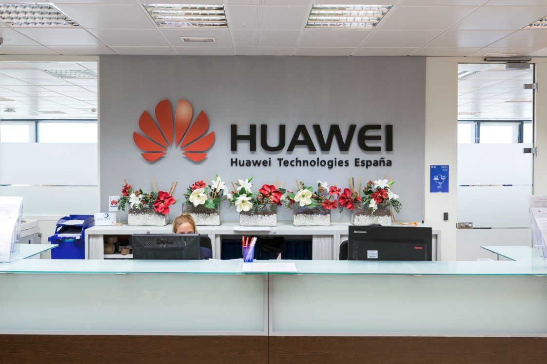 Jepang Mulai Larang Penggunaan Produk Huawei dan ZTE