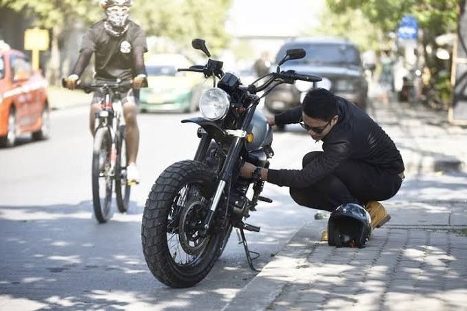 Ini Tips Menghadapi Motor Tiba-tiba Mogok