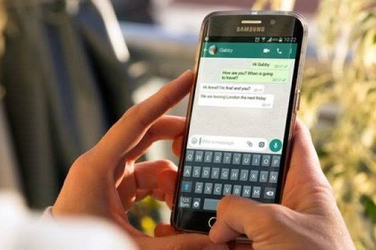 Berikut Cara Balas Chat WhatsApp tanpa Ketahuan Online