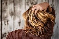 Rambut Rontok, Coba Atasi Dengan KopiRambut Rontok, Coba Atasi Dengan Kopi