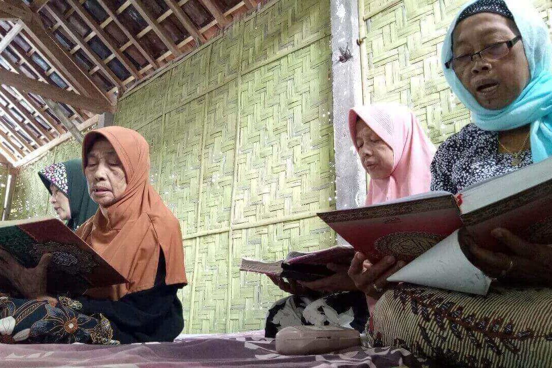 Menyambut Usia Senja di Pondok Ramadan Khusus Janda