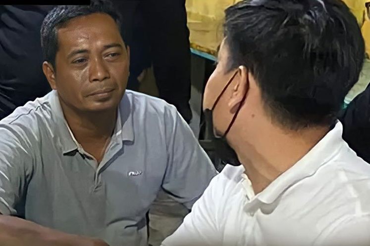 Korupsi Dana Desa, Kaur di Lamongan Ditangkap Tim Tabur Kejati Jatim di Kalsel