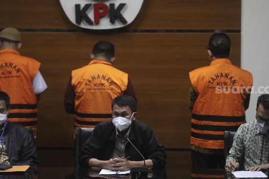 KPK Tetapkan Hakim PN Surabaya Tersangka di Kasus Suap