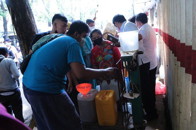 Masih Terjadi Kelangkaan, Pemkot Probolinggo Gelar Operasi Pasar Minyak Goreng