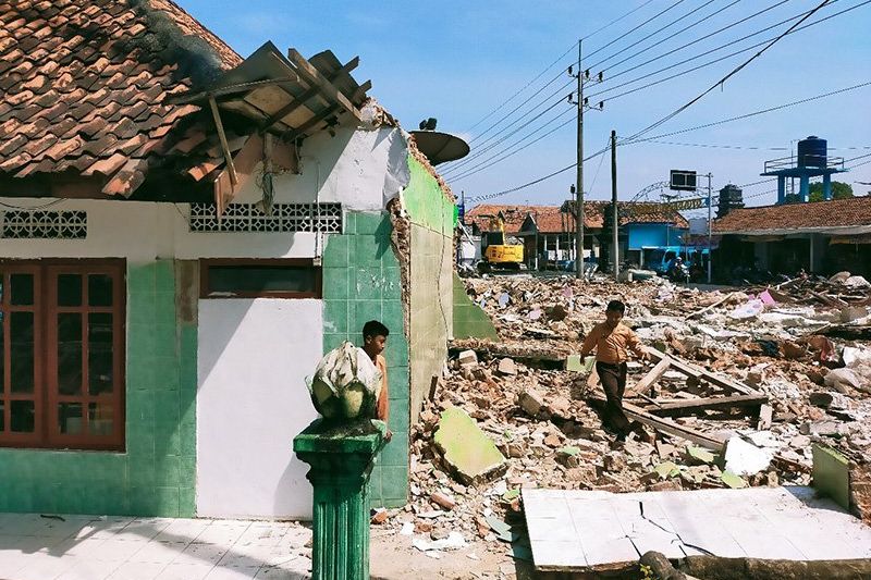 Pelebaran Jalan, 7 Bangunan di SDN Sampang Digusur