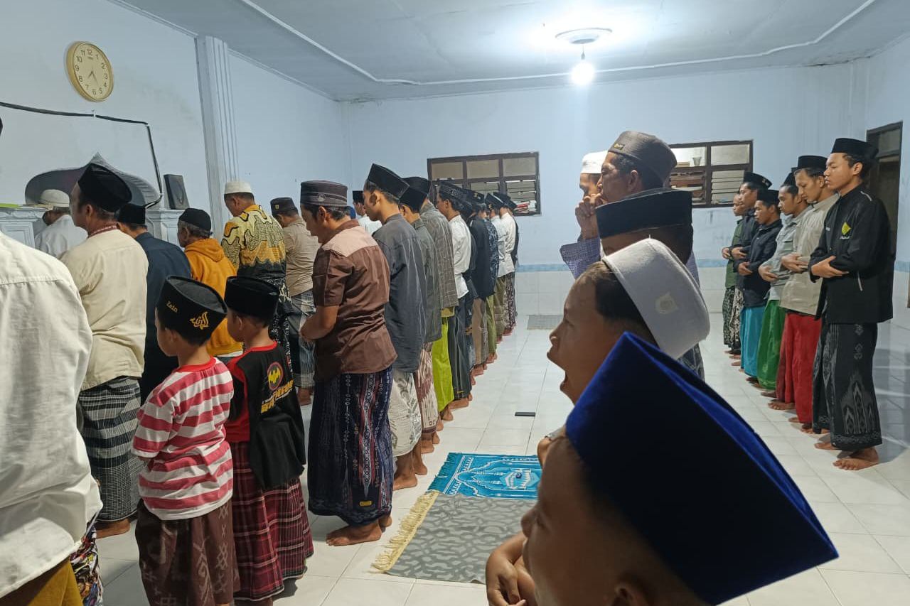 Ribuan Jemaah di Perbatasan Jember-Bondowoso Mulai Puasa 17 Februari 2026, Lebih Awal dari Pemerintah dan Muhammadiyah
