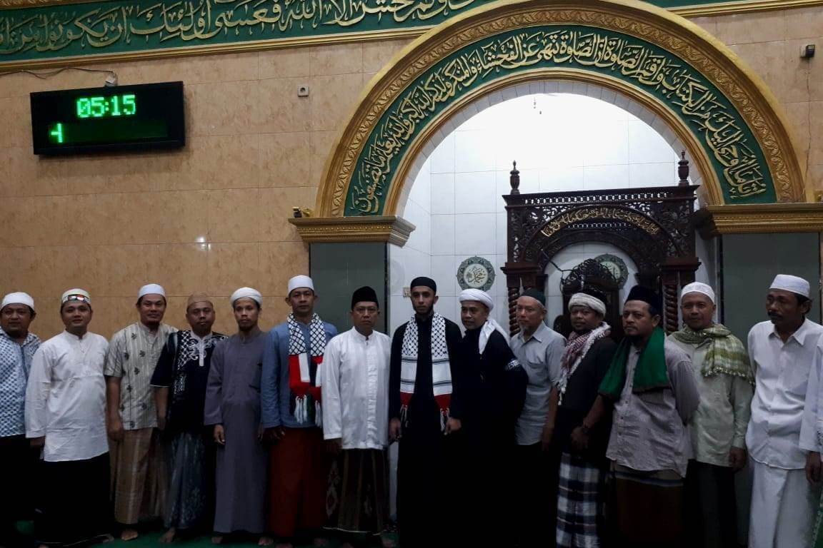 Jemaah Masjid Baitu Ilmin Girilaya Sumbang Warga Gaza