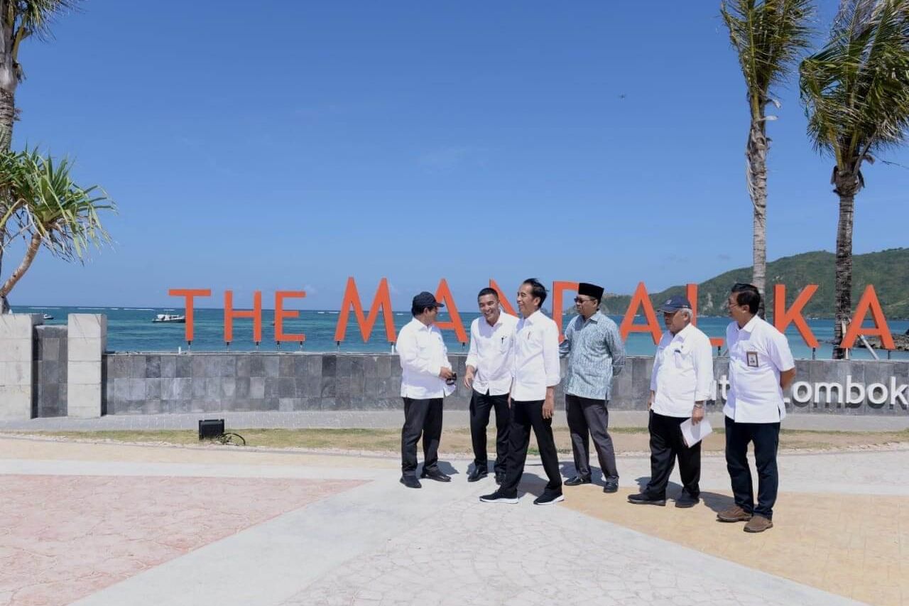 Presiden Jokowi Tinjau Perkembangan Pembangunan KEK Mandalika