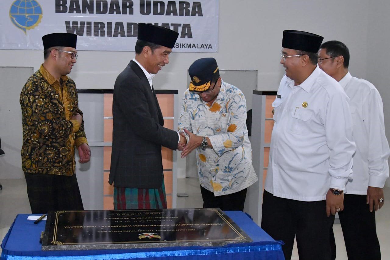 Presiden Resmikan Bandara Wiriadinata