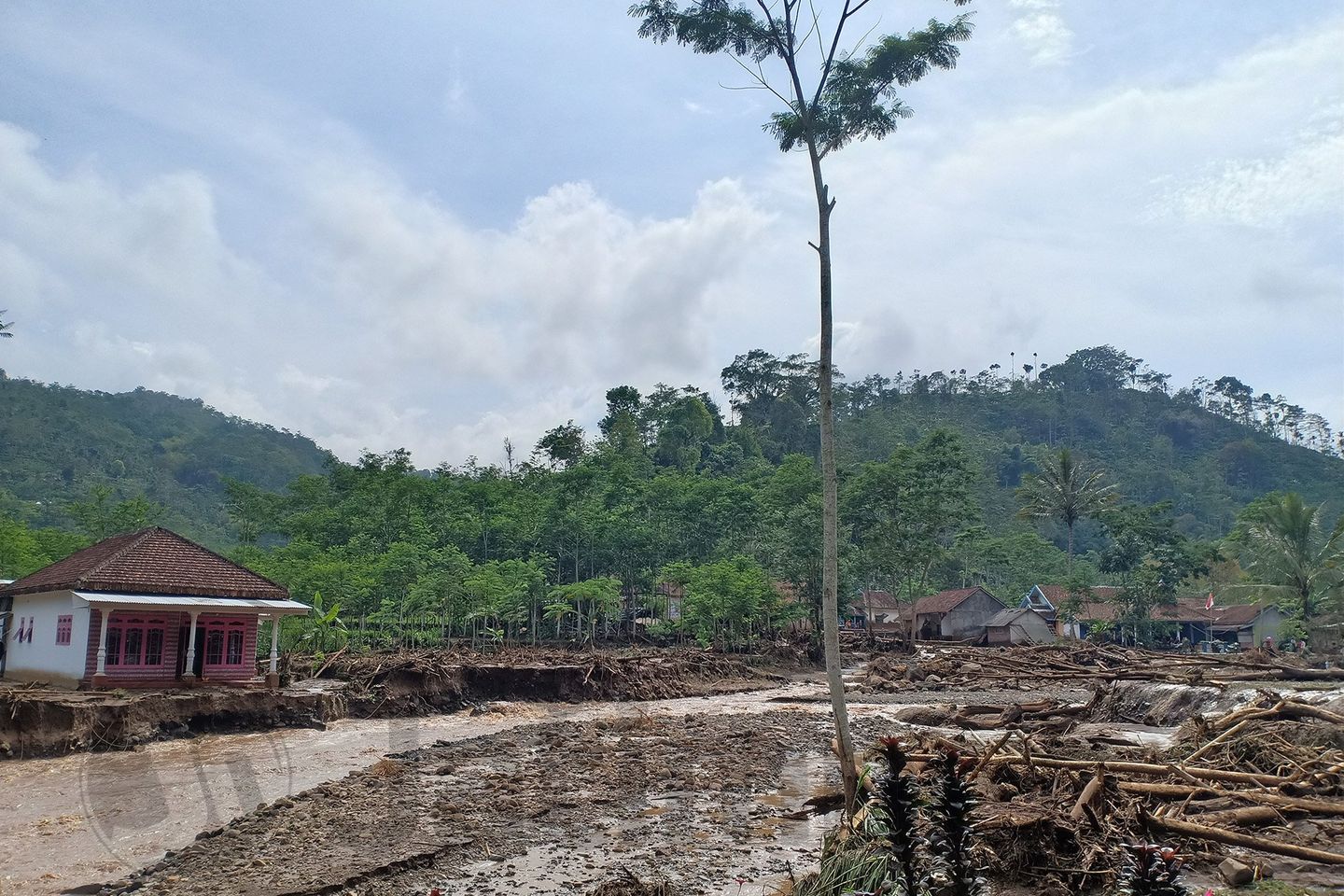 Lahan Relokasi Rumah Rawan Bencana Belum Tersedia
