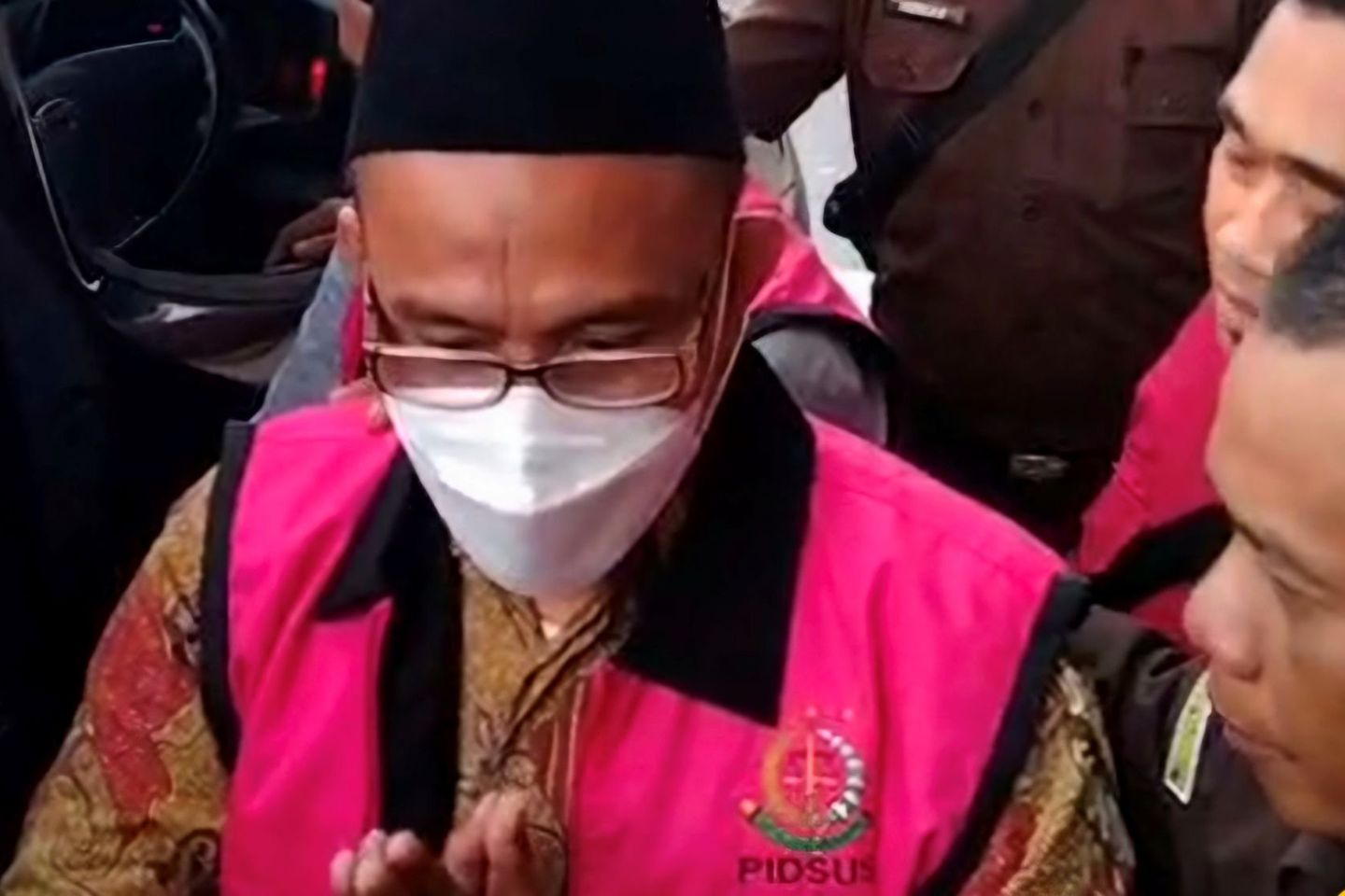 Kejari Gresik Tahan Dua Pengasuh Pesantren Tersangka Korupsi Dana Hibah Ponpes