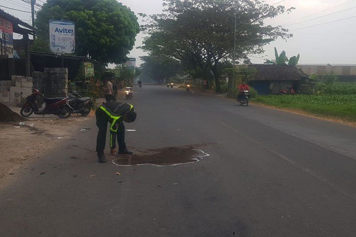 Pasutri di Mojokerto Jadi Korban Tabrak Lari