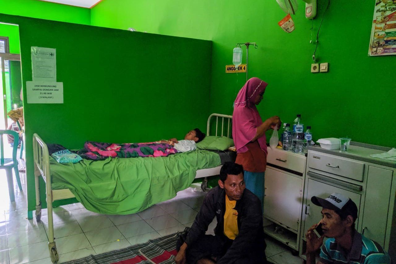 Puluhan Warga Ponorogo "Tumbang" usai Makan Nasi Hajatan