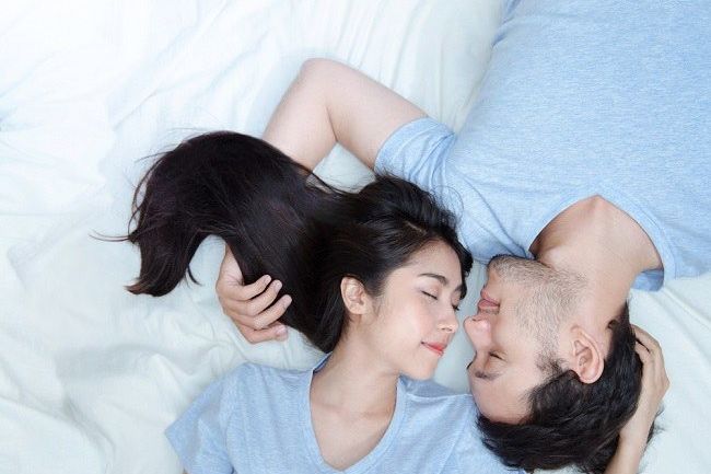 Ini Jenis Pelumas yang Sehat untuk Berhubungan Seksual dan Cara Pakainya
