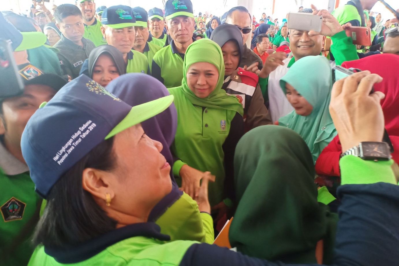 Khofifah Enggan Pastikan Terbitnya SIPI Nelayan Cantrang