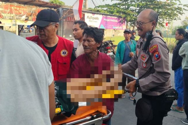 Lansia Kepuhanyar Meninggal Tertabrak Motor di Mojokerto