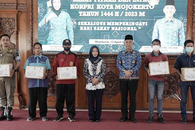Korpri Kota Mojokerto Tayarufkan Zakat dan Infaq Senilai 128 Jua Kepada Masyarakat Mojokerto