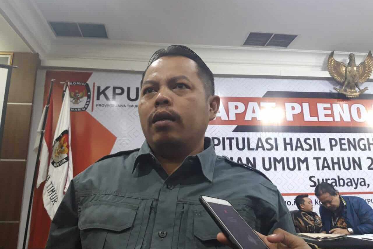Rekapitulasi KPU Jatim, Jokowi-Ma'ruf Unggul 65,7 Persen