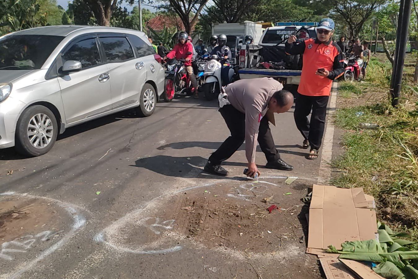 Pulang dari Pondok, Kakak Beradik di Mojokerto Tewas Ditabrak Truk