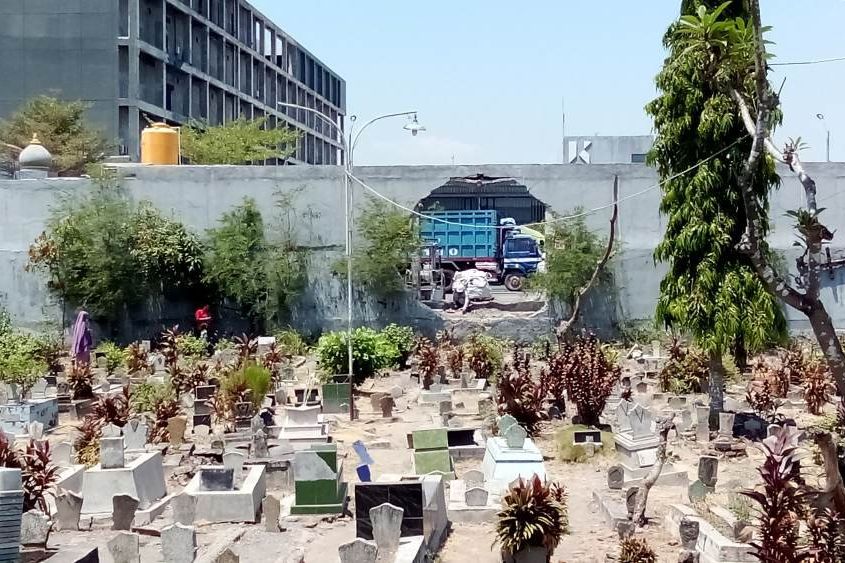 Sempat Mual, Sopir Dump Truk Meninggal Usai Tabrak Pagar Pabrik