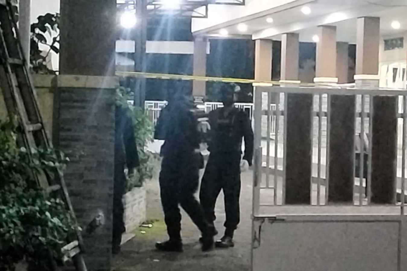 Polisi Pastikan Ledakan Masjid Jember Bukan Bom, Diduga Reaksi Panas Zat Kimia