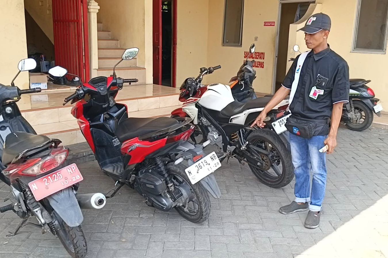 Curanmor Terekam CCTV di SPBU Semampir Probolinggo, Motor Ketua Shift Raib dalam Hitungan Detik