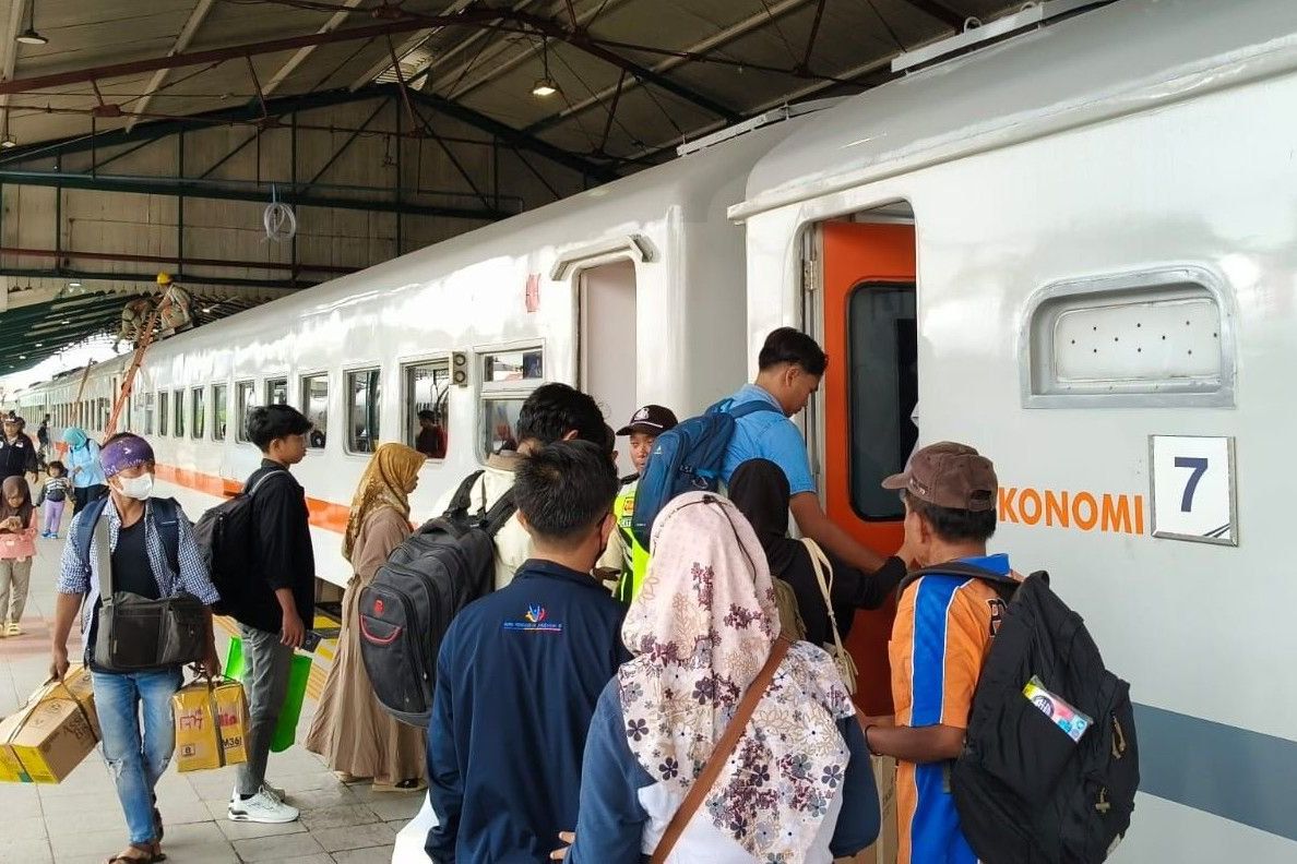 Pekan Pertama Libur Sekolah, Penumpang KA di Wilayah Daop 7 Madiun Melonjak