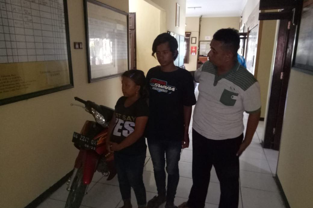 Pasutri di Blitar Curi Motor untuk Biaya Persalinan