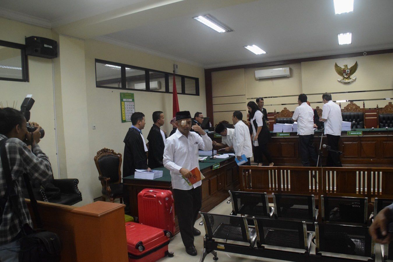 Satu Terdakwa Sakit, Vonis Mantan DPRD Kota Malang Ditunda