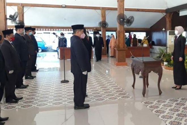 Bupati Probolinggo Rotasi Sejumlah Pejabat, Tiga Pimpinan OPD Masih Kosong