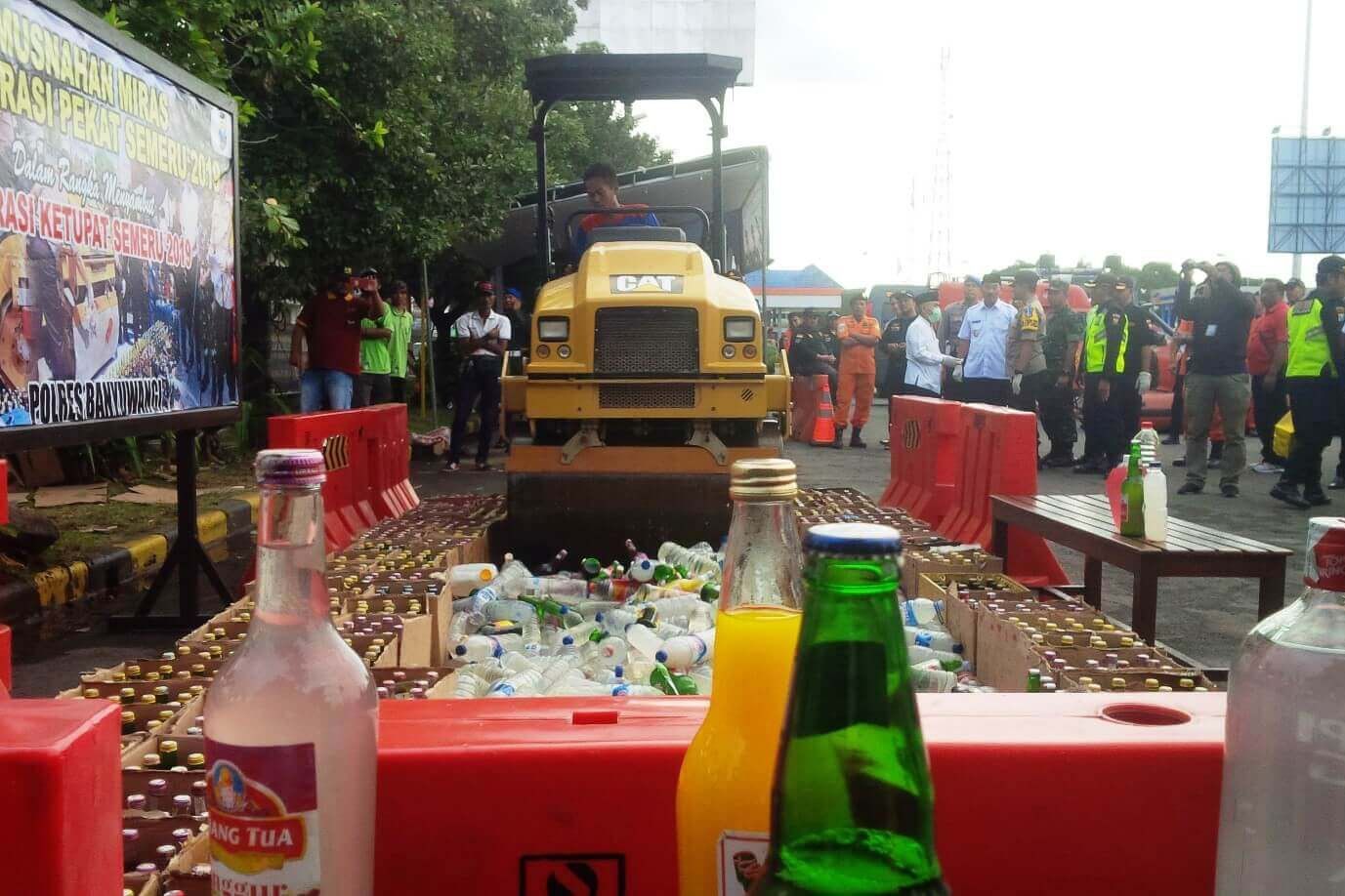 Ratusan Orang di Banyuwangi Terjaring Kasus Miras dan Premanisme