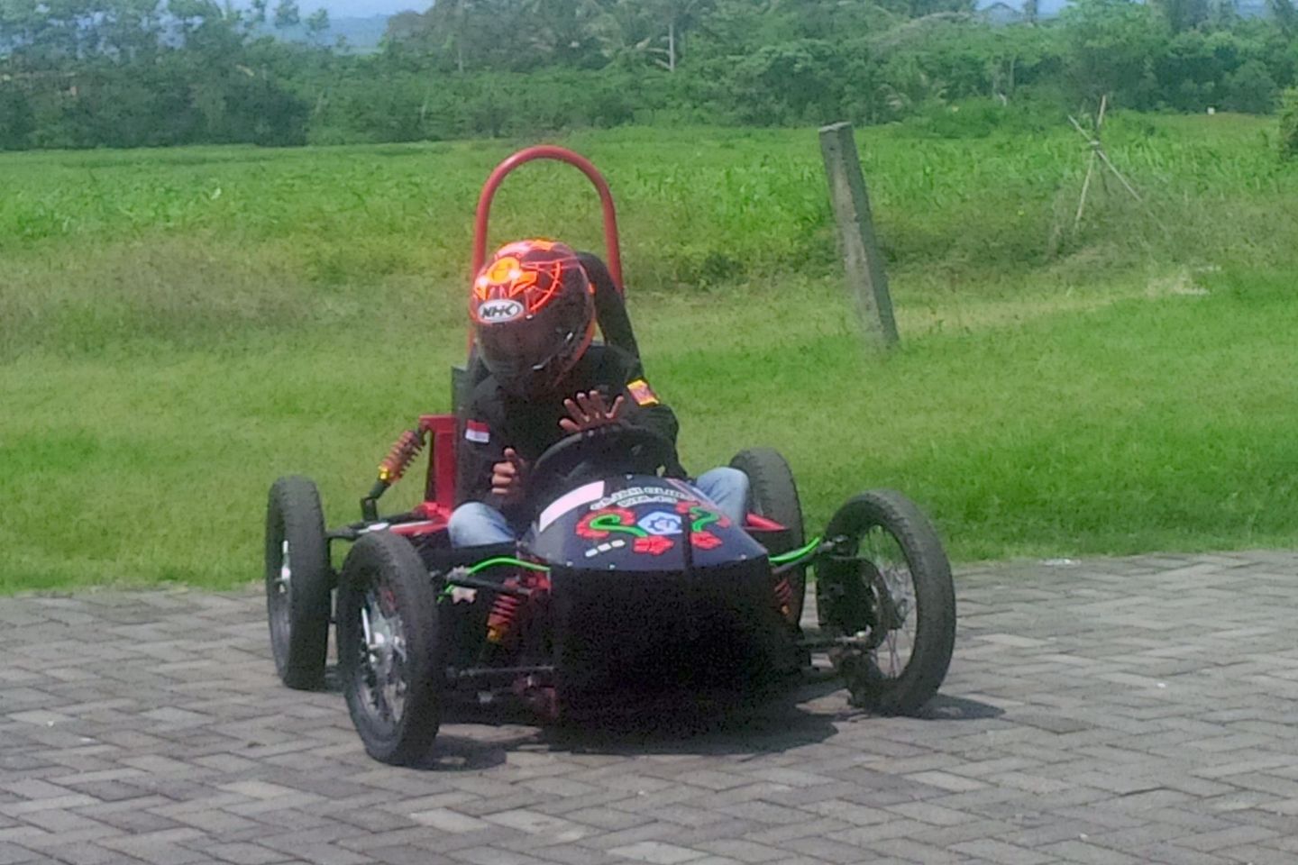 Mahasiswa Poliwangi Bikin Prototipe Mobil Listrik