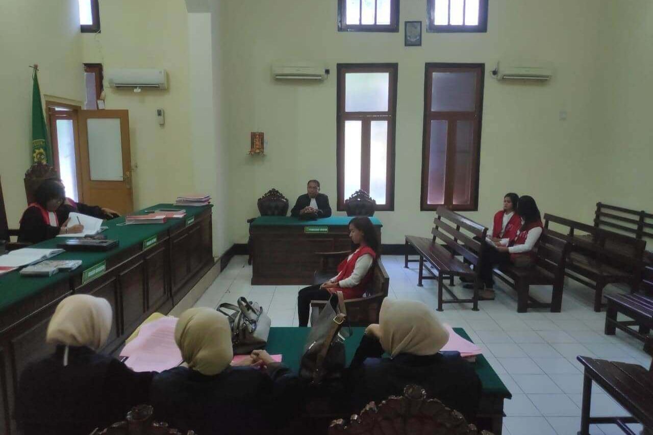 Dituntut Tujuh Bulan Penjara, Muncikari Vanessa Angel Ajukan Pleidoi
