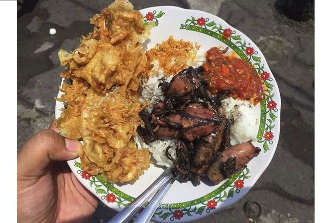 Tengah Malam Merasa Lapar, Coba Lima Warung Ini