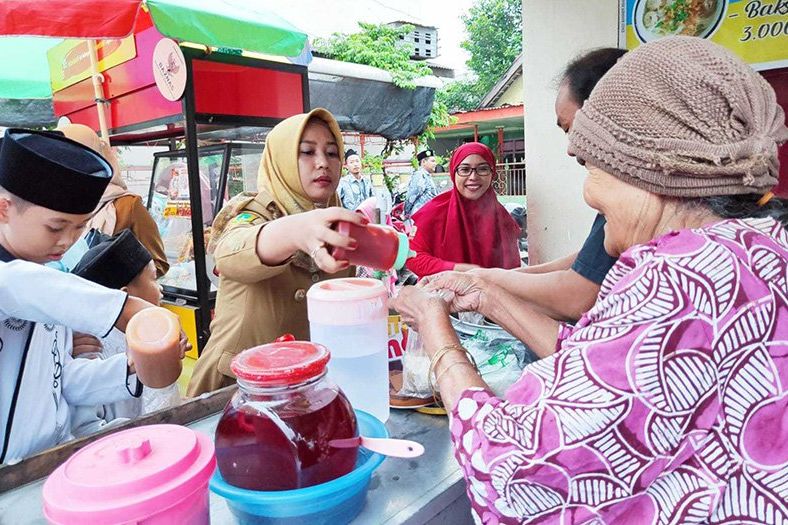 Ning Ita: Penarip Kampung Ramadan Menggerakan Pertumbuhan Ekonomi UMKM