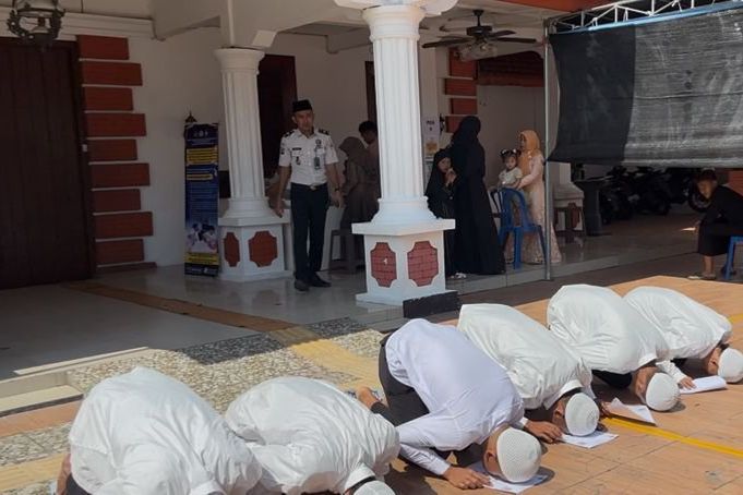 461 Warga Binaan Lapas Mojokerto Terima Remisi Idulfitri, Lima Langsung Bebas