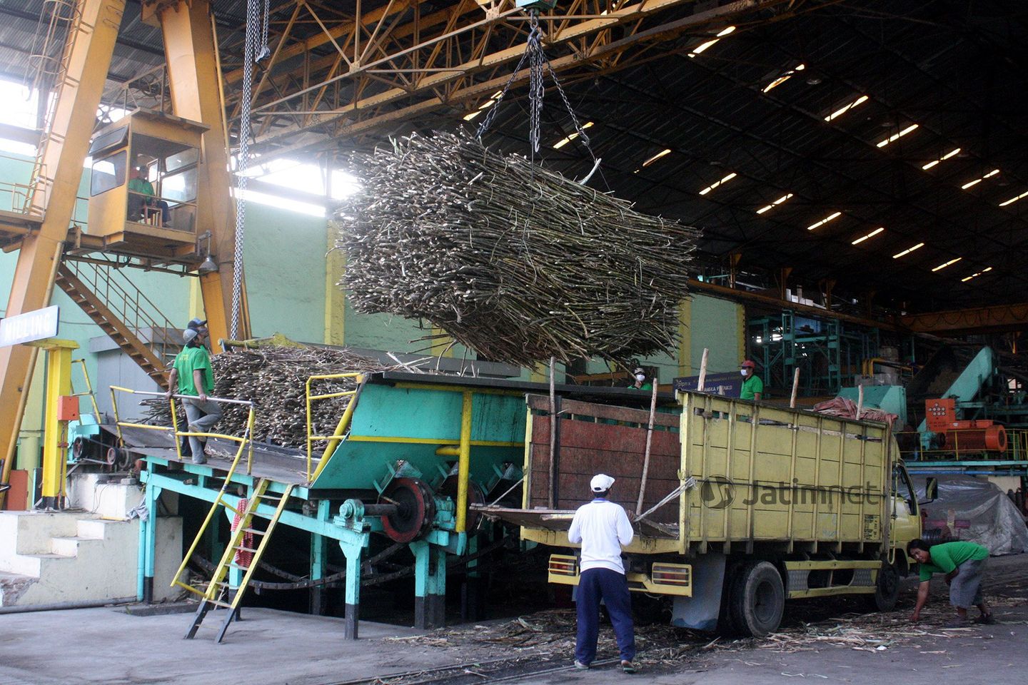 Jokowi Janjikan Naikkan Harga Gula Petani