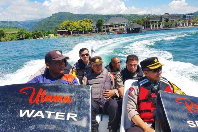 Kapolres Situbondo Ingatkan Wisatawan Jaga Keselamatan di Pantai
