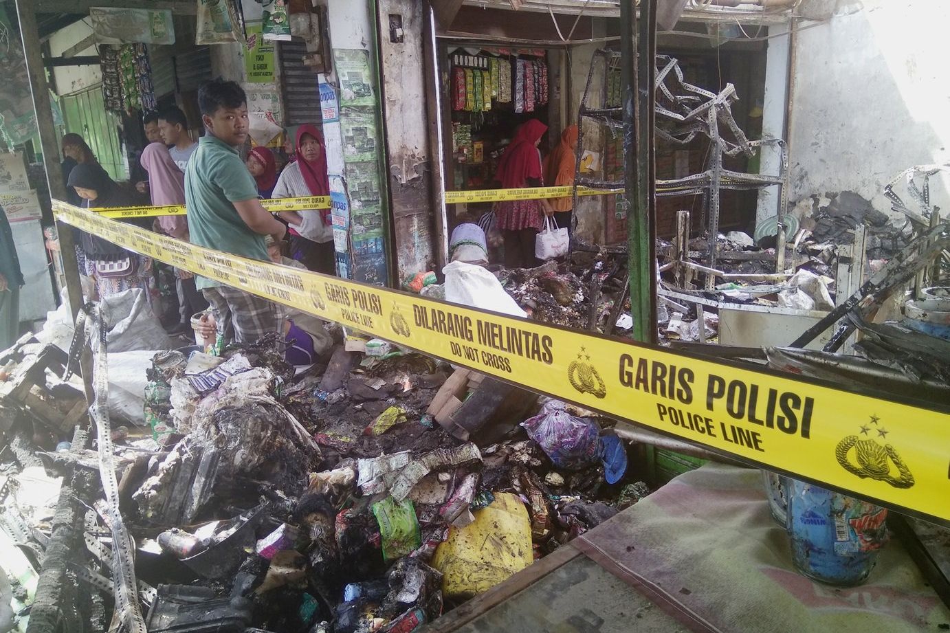 Enam Kios di Pasar Mangge, Magetan Terbakar