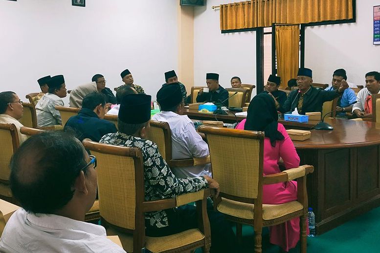 DPRD dan Pemkab Sampang "Perang Dingin" Soal Rencana Relokasi Pedagang Pasar Srimangunan