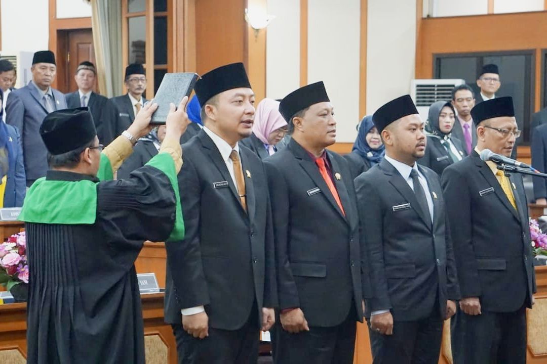Sambari Minta DPRD Perjuangkan Aspirasi Masyarakat Gresik