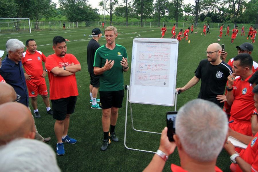 Tingkatkan Kualitas Pelatih, PSSI Gandeng FFA dan DFB