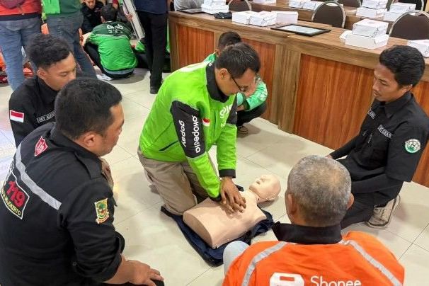Ojol di Mojokerto Dilatih jadi Penolong Pertama Lakalantas