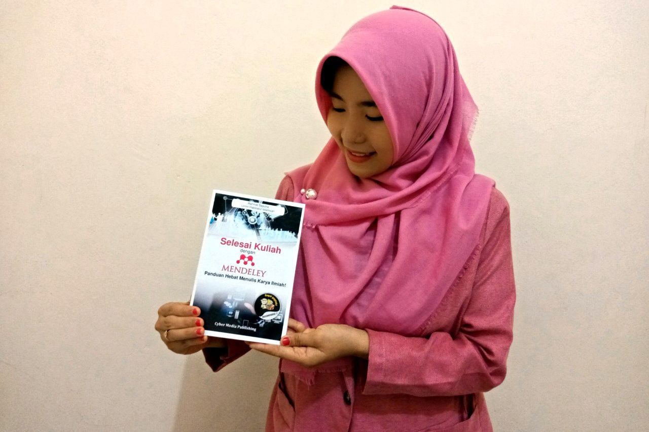 Peringati HSN 2019, Pasutri Luncurkan Buku di Lima Negara